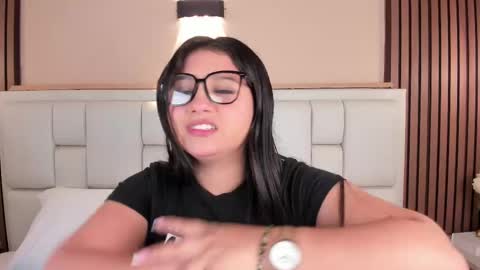 Avy  online show from March 19, 11:48 am