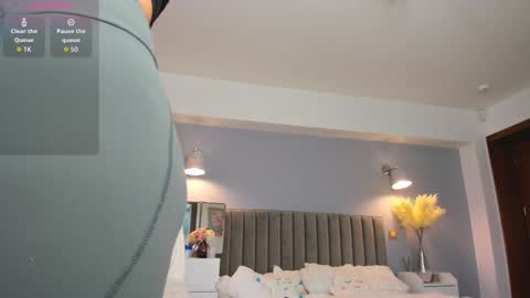 Jolie online show from December 22, 9:05 am