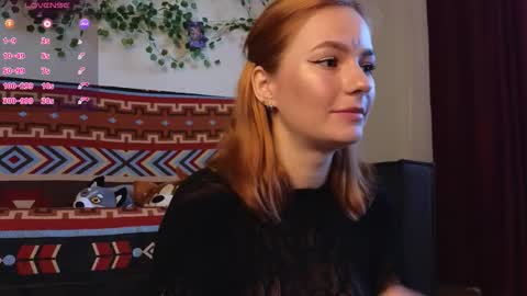 Snapshot of aww_burn chatting on September 10, 3:18 am Tris online show from September 10, 3:18 am