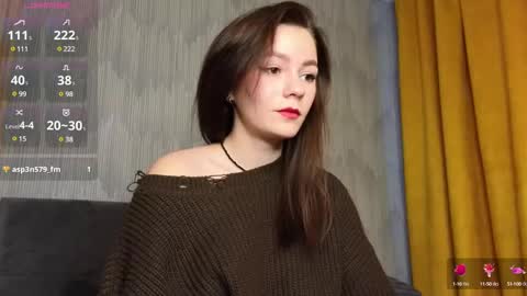 Snapshot of aww_burn chatting on February 4, 3:33 am Tris online show from February 4, 3:33 am