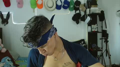 Snapshot of axcel_boy chatting on September 11, 7:04 pm axcel online show from September 11, 7:04 pm