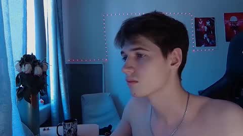 axel_0ne online show from February 7, 7:44 am