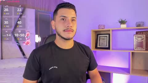 axel_grey_ online show from June 28, 12:45 pm