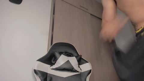 axelblaze_1 online show from March 16, 12:20 pm