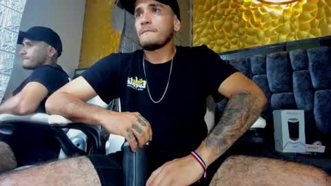 Axell Cross2 online show from March 2, 9:21 am