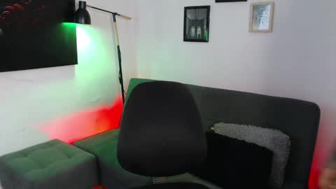 axell online show from April 29, 3:00 am
