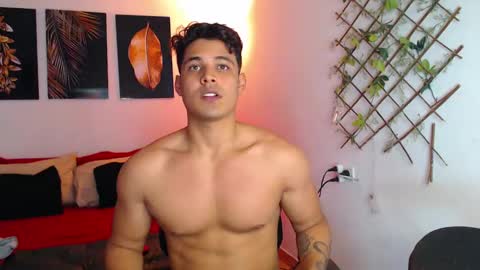 Snapshot of axell_dior chatting on March 3, 4:26 pm axell online show from March 3, 4:26 pm