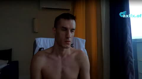 Axl online show from March 29, 3:08 am