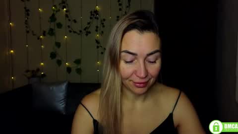 Jully online show from January 12, 6:26 pm