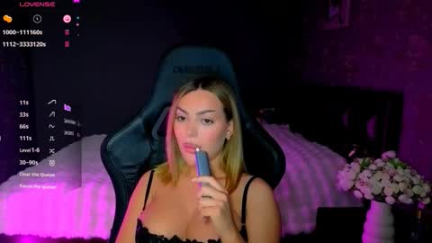  Ayla Demir  online show from March 14, 11:09 pm