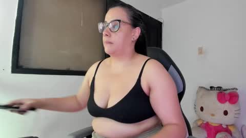 Snapshot of aylaislem chatting on February 27, 11:50 am SandyMODELINDEPENDIENT online show from February 27, 11:50 am