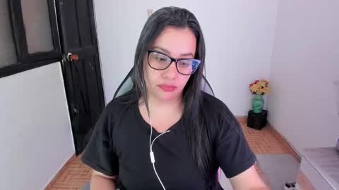 Snapshot of aylaislem chatting on February 2, 7:09 am SandyMODELINDEPENDIENT online show from February 2, 7:09 am