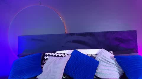 Aylen online show from April 3, 7:43 pm