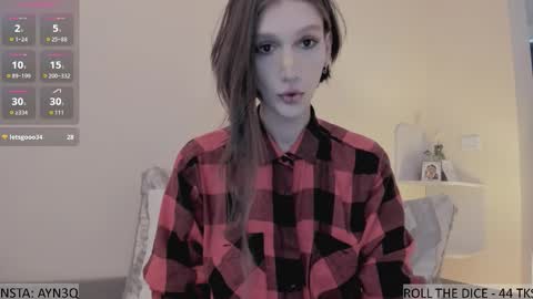 AYNEK        fansly  online show from October 28, 8:04 am