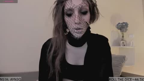 AYNEK        fansly  online show from November 15, 6:31 pm