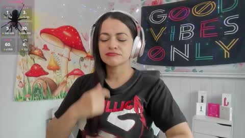 Azucena R online show from October 25, 5:02 pm