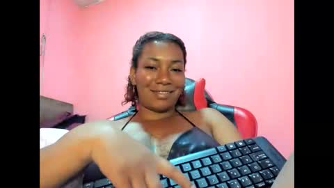 azulluna online show from May 7, 6:36 pm