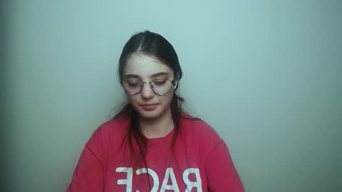 azumi_chan_ online show from December 5, 11:34 pm