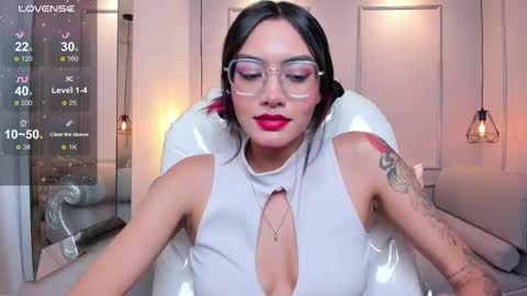 Azura online show from September 12, 9:39 pm