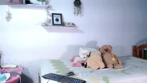 babby_swet online show from May 29, 10:46 am