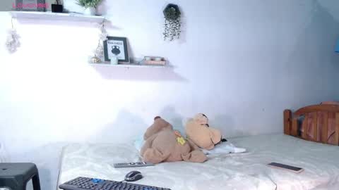 babby_swet online show from April 29, 11:48 am