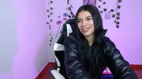 babenik_666 online show from October 29, 8:38 am