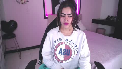 baby_andy_ online show from December 12, 1:28 pm