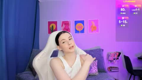 Baby Annabelle online show from November 24, 3:49 am