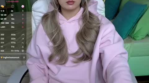 Debora online show from February 22, 7:47 pm