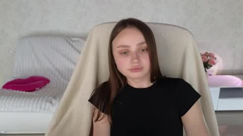 Baby emmaa online show from May 7, 10:11 am