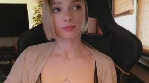 baby gopn1k online show from March 25, 5:58 am