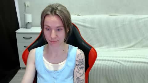 baby_kitte online show from October 10, 4:40 am