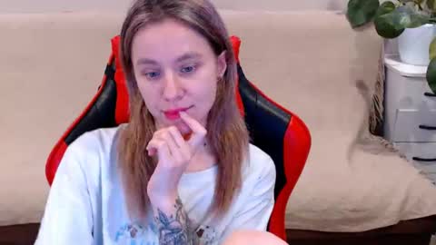 baby_kitte online show from February 16, 3:16 pm