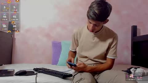 baby_noaht online show from May 14, 11:52 am