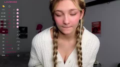 Ruth online show from September 21, 8:57 pm