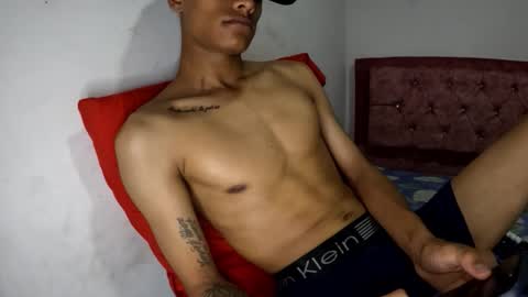 Luis online show from April 27, 10:51 pm