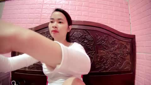 Thu yana online show from December 16, 2:12 pm