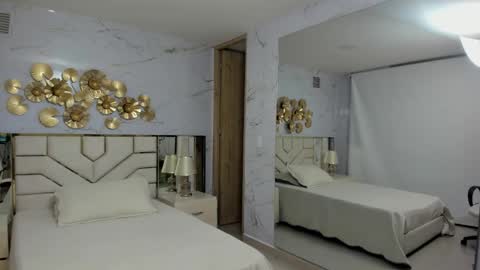 ANGEL online show from October 28, 3:18 am