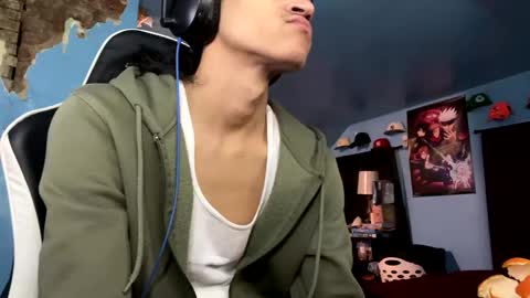 babyD online show from December 19, 8:24 am