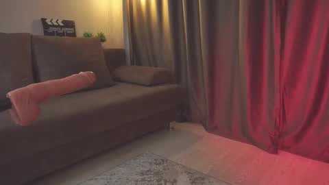 babykadrain online show from February 20, 6:26 am