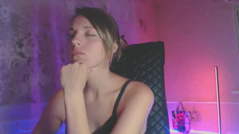 Sonya online show from October 21, 5:49 pm