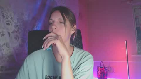 Sonya online show from September 18, 6:45 pm