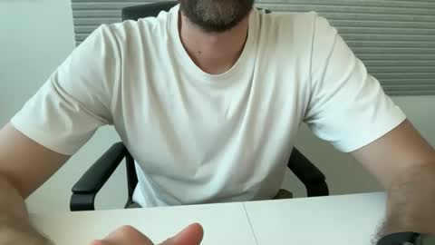 backtoureon online show from May 29, 2:04 pm