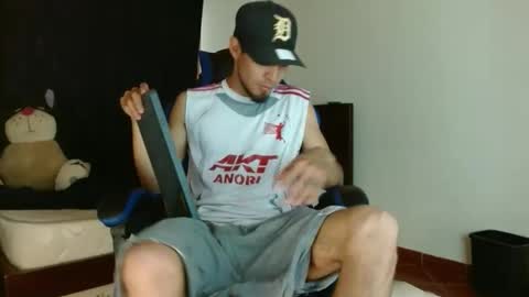 Vanessa and  Cash Master online show from January 7, 7:30 pm