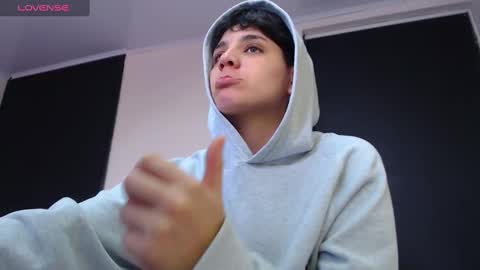 Anna online show from February 12, 6:09 pm