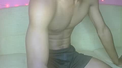 badaddo910342 online show from December 21, 2:12 pm