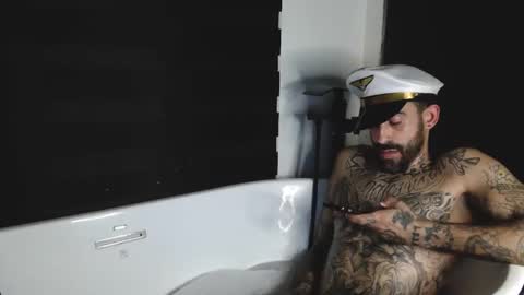 BadCouple  online show from February 12, 12:47 am