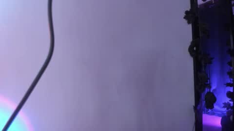        Please help me to reach 100 thumbs up online show from October 3, 10:07 pm