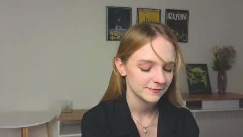 Kate online show from May 22, 4:25 pm