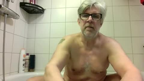 baggelina75 online show from March 5, 7:56 pm